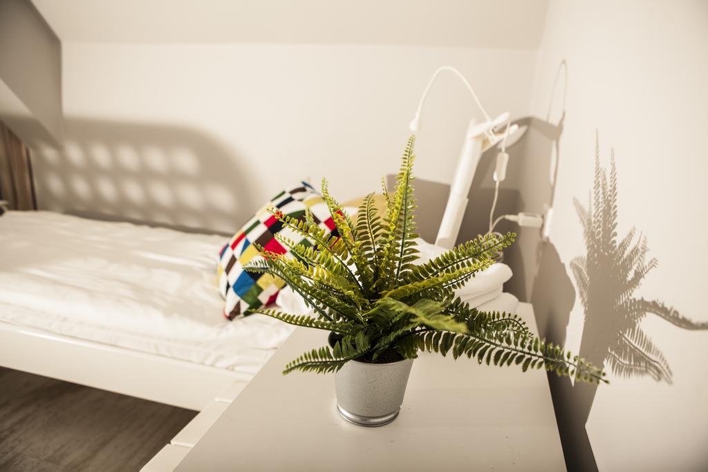 Za Murami Hostel Гданьск Экстерьер фото