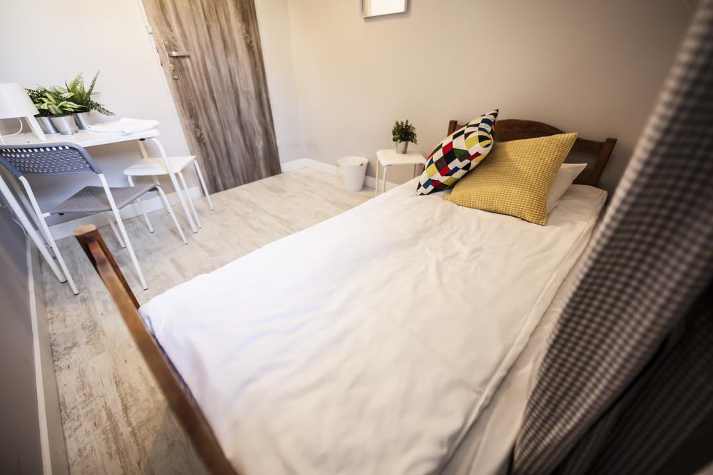 Za Murami Hostel Гданьск Экстерьер фото