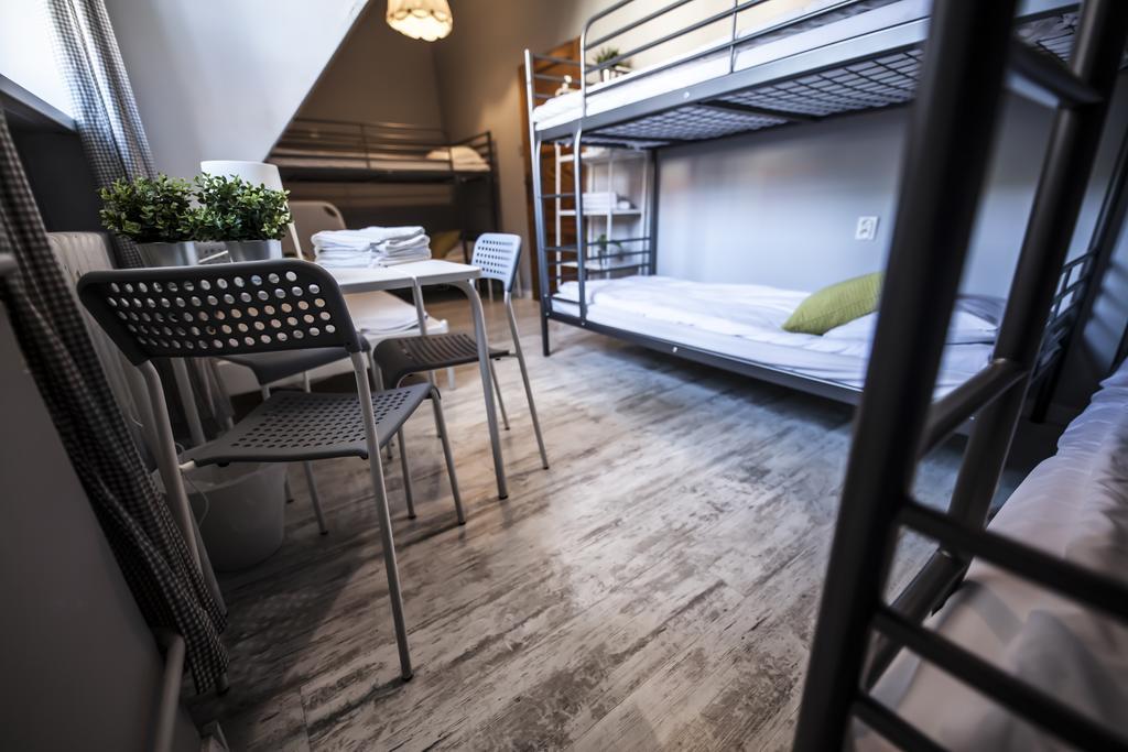 Za Murami Hostel Гданьск Экстерьер фото