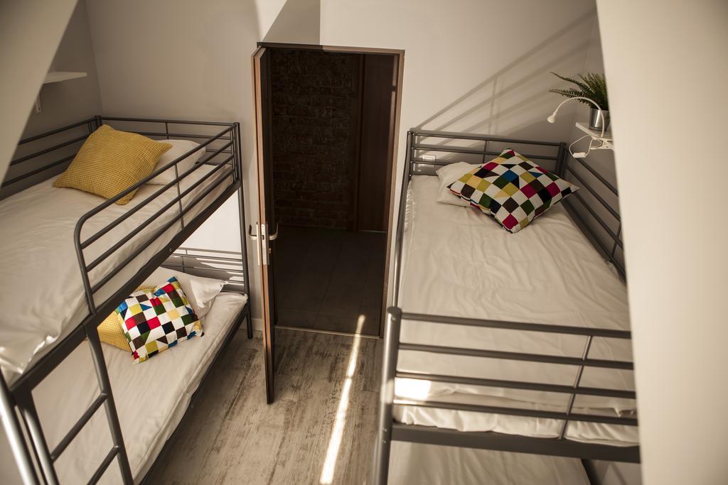 Za Murami Hostel Гданьск Экстерьер фото