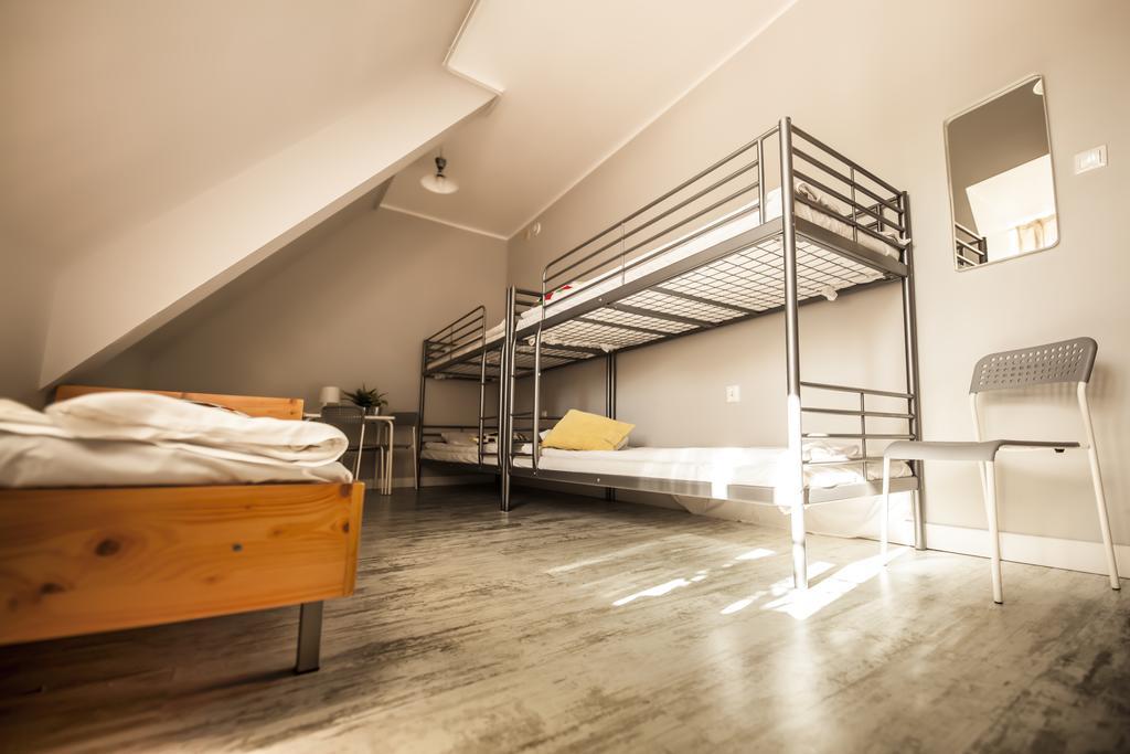 Za Murami Hostel Гданьск Экстерьер фото
