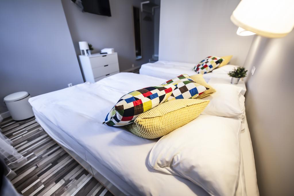 Za Murami Hostel Гданьск Экстерьер фото
